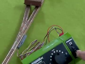 RT @Btoretsukuru: 『トロッコ問題』で全員助かる方法こんな答えはどうかな？#鉄道模型 #Nゲージ