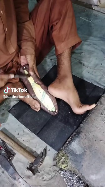 Leather Inn: Quality Leather Shoes & Custom Orders