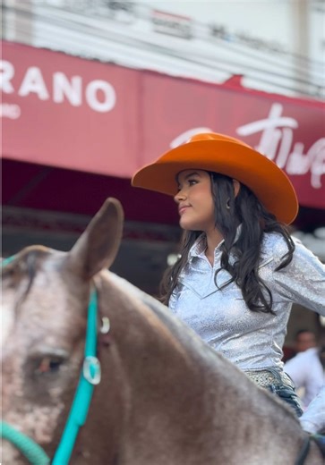 Cabalgata David Chiriquí PANAMÁ 🇵🇦 #cabalgata #davidchiriqui #panama #hipico #caballos