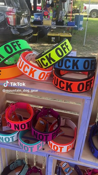 Some colod combos of my double layered collars! #doggear #biothane #biothanedoggear #agitationcollar #psa #donotpet #smallbusinessowner #biothanecollar #waterproof