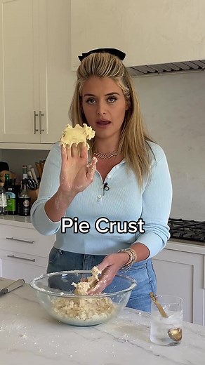 Flaky Pie Crust: Pinch Dough Technique