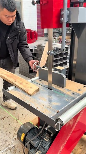 Ultimate Log Cutting with Square Saw Machine - Woodworking Goldmine