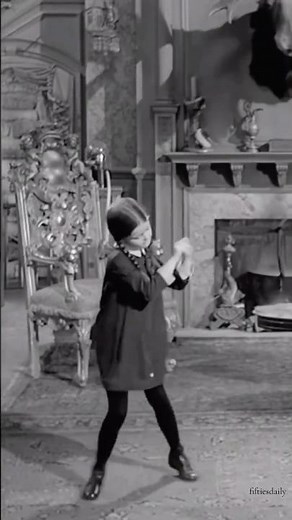 Wednesday and Lurch dancing in ‘The Addams Family’ (1965)🕺#oldhollywood m