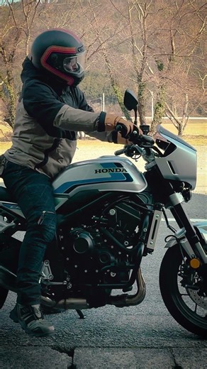 ホンダ CB1000F 走る！【モトブログ】HONDA CB1000F Review in JAPAN #バイク #hondamotorcycles #モトブログ