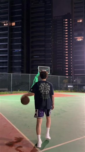 Basketball Skills: How to Shoot Accurately — Beginner Tips