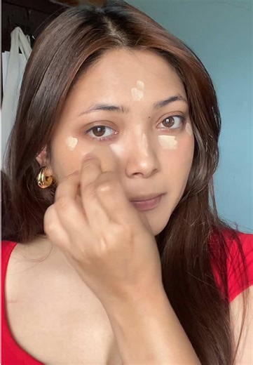 Makeup Tutorial for Bold Lips and Glowy Skin