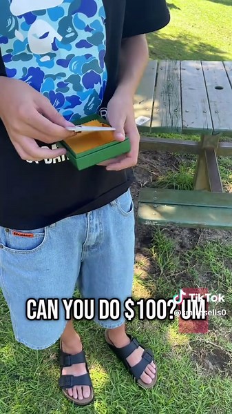 POV: easy reselling meetup on E-Scooter (easy profits) #reselling #resellers #resellingtok #vendor #resellingairpods