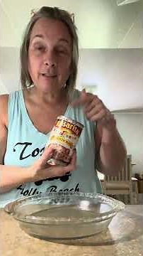 4 ingredient bean dip. Refried beans, sour cream, taco sauce & cheese. #snacks #dips #