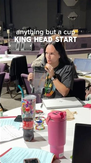 We try to keep the training days entertaining😝🥤 #anythingbutacup#headstart#teacherlife #teachertok
