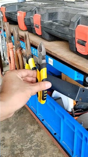With this strong magnetic tool organizer tools are neatly and attractively stored