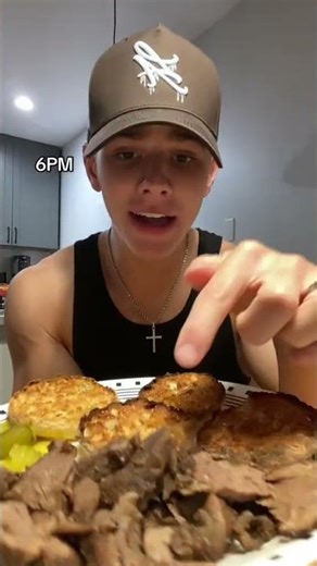 Full Day of Eating to Gain Muscle