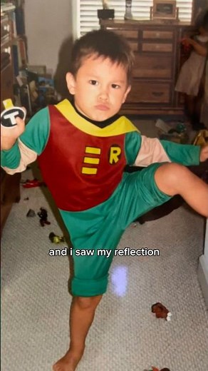 little robin would think starfire is really cool