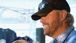 Sneak Peek at the CMT Awards!