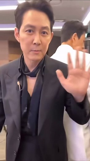 Kvibes.kr on Instagram: "Not every legend walk alone 🤍✨ True friendship looks even more powerful when it stands beside greatness — and this moment of Lee Jung Jae with his best friend proves exactly that. 🌟 Known worldwide for his iconic roles and global success, Lee Jung Jae isn’t just admired for his acting skills, but also for the genuine bonds he keeps close off-screen. This video captures something rare in the entertainment industry — authentic friendship behind the fame. From early strug
