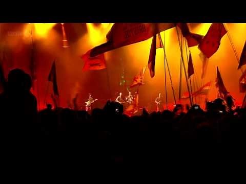 Coldplay (HD) - Charlie Brown (Glastonbury 2011)