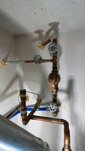 149K views · 575 reactions | Replacing a PRV & shut off valves  Customer had a high pitch whining noise coming from their plumbing every time them ran a faucet or flushed a toilet. The noise was originating from their failing water pressure regulator, so I got to work. Got rid of their old gate valves at the same time #plumbing #plumber #diy #fyp #reels #homerepair #plumbingrepair #foryou #plomero #handyman | The Plumberlorian | Facebook