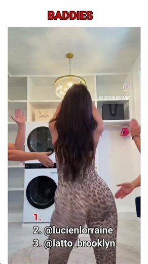 Cheeks moving #trending #glutes #shorts