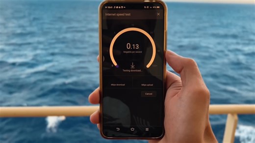 海上“冲浪”，远洋航员体验SpaceX星链卫星网络