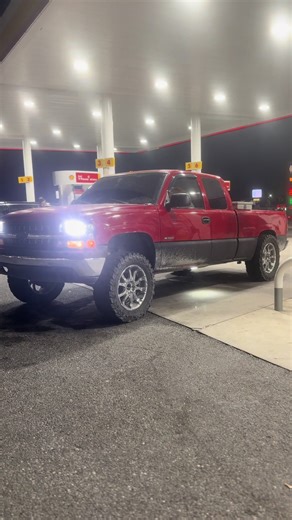 #20s #35s #squattedtrucks🤢 #roundbody #clapped