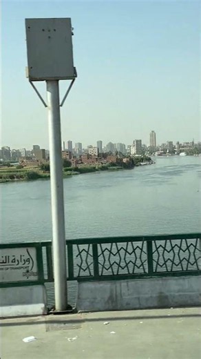 【the Nile：نَهْرُ النِّيلِ：ナイル川】カイロ：エジプト