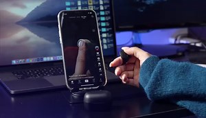 TikTok Scrolling Ring Auto Clicker for Live Bluetooth Scroller Camera Shutter Remote Control - TIK Tok Scrolling Ring for iPhone Android (Purple)