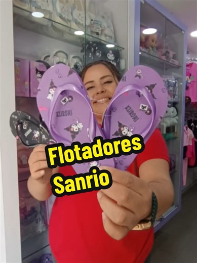 ¡Prepárate para un verano lleno de diversión! Los flotadores, lentes y cholas de Sanrio ya están aquí para que las chiquis disfruten al máximo. Horario🌞🏝️ Lunes a Sábado de 9:00 AM a 6:00 PM ¡Visitanos!👇 📍Somos tienda Física en👇 📍 Centro de Caracas esquina Madrices a San Jacinto al lado de las residencias 🏢 Edsam rejas gris, Boulevard Nivel de calle, Aviso Modakids 🏩🌈Tenemos servicio de delivery y envíos a nivel nacional 🚚 🏩🌈 Contacto a través de 👉 0424-2312135 #modakidsl #modakidsc