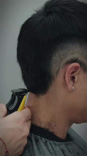 Aprende Barbería Real: Técnicas y Consejos Clave