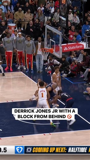 600K views · 1.8K reactions | Derrick Jones Jr. hustles back to get the EMPHATIC SWAT at the 1H buzzer!  ATL-LAC • LIVE on NBA League Pass ➡️ https://www.nba.com/how-to-watch-game-redirect/0022500206?partnerRef=NBA&platform=Facebook&surface=Post | NBA | Facebook