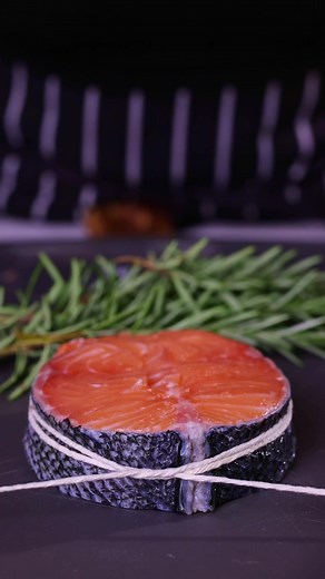 Salmon Steaks & Beurre Blanc Ingredients: 4 Salmon Steaks Rosemary Salt Orange zest Lemon zest Rosemary springs olive oil Lemon and orange rings to arrange the tray For Beurre Blanc: 1 shallot diced 2 tbsp butter pinch of salt 150 ml white wine 50 ml white wine vinegar 250g cold diced butter chives salt Instructions: * Preheat your oven to 430°F. * Pat the salmon steaks dry with paper towels. This is key for a crispy exterior. * Season with rosemary flavoured salt,pepper, sprinkle orange and lem