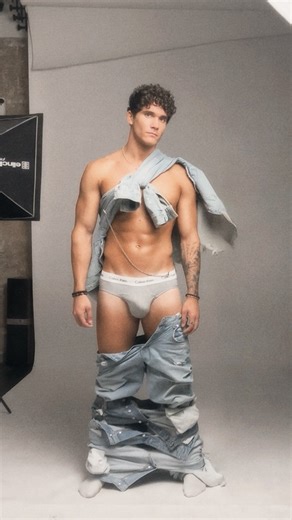 헟헨헗헢헩헜헖 헟헬헡험 on Instagram: "Follow @ludoviclyne for secret backstages of the shoot! Should I post more of this crazy shoot? Model is @swann_lvgn Photographer is @ludoviclyne Stylist is @maximestylist"