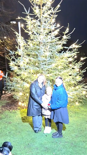 The moment Bonnie-Leigh Spence and her family have helped light up the County Hall Christmas Tree helping to spread festive cheer to all those who pass by. | Durham County Council