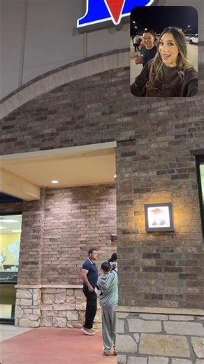 Vine al restaurante con toda mi familia. #eliesparza