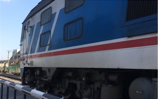 【金温货线 双机】K943 DF4D4162 4401 通过温西十号道口