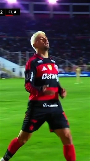 🔴⚫️⚽️Arrascaeta entrou no segundo tempo e marcou no rebote: 2 a 0 sobre o Cusco. #shorts