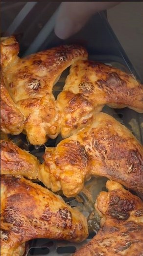 Crispy Air Fryer Chicken Wings 🍗 In Just 15 Minutes! #shorts #airfryer