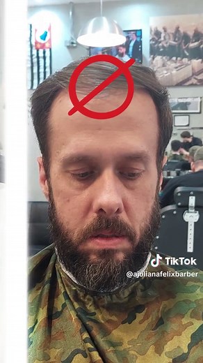 Rosto Triangular Invertido - Visagismo Masculino