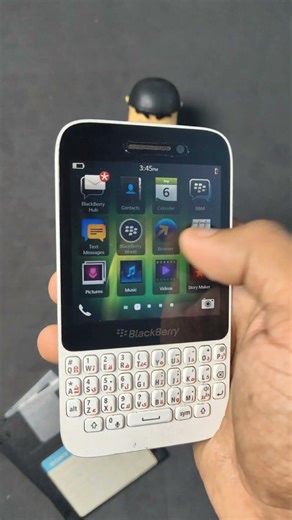 Typing King 👑 BlackBerry Q5 QWERTY + Touch #shorts #blackberry