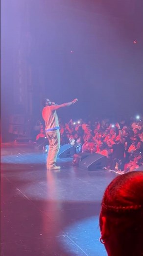 Gucci mane perform lemonade at sold out Detroit show #shorts #rapper #guccimane