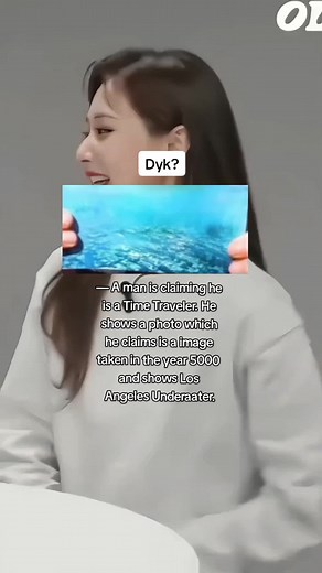 Is He Really a Time Traveler? Exploring the Year 5000 and Los Angeles Underwater