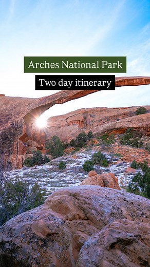 Gwyn and Ami Manser | PNW + USA adventure travel on Instagram: "2-day Arches National Park itinerary ✨ With over 2,000 natural stone arches, Arches has the highest concentration of arches anywhere in the WORLD! This unique and otherworldly landscape is a must-visit spot in southern Utah. 🌎 See below for a 2 day itinerary for Arches National Park! ⤵️ 🧡 SAVE this for help planing your trip to Arches National Park, and FOLLOW @gwynandami for more national park guides! DAY 1 🥾 Hike Devil’s Garden