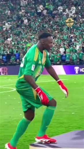 ‏📹 ‏2025 لم يكن عامًا عاديًا في تاريخ الأهلي ، في هذا العام سيطرنا على أكبر قارات العالم ، فكان حصاد موسم استثنائي 💚🔥 ونستقبل عام جديد 2026 نفتح له قلوبنا بالأمل والتفاؤل ‏اللهم اجعله عام انتصارات وتتويج لـ#كبير_القارة🤍💚 #كبير_جدة_العروس💚🤍 #وعبر_الزمان_سنمضي_معًا💚👑