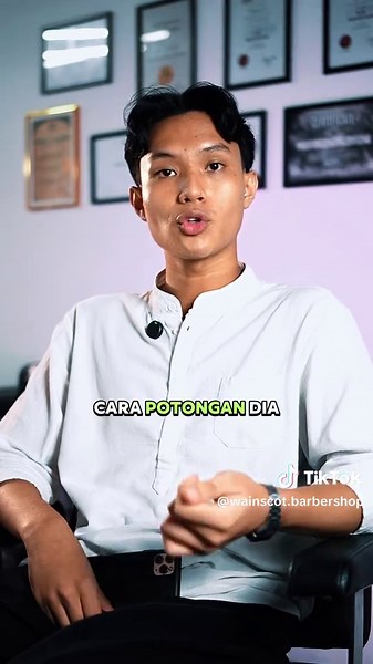 Transformasi Gaya Rambut di Wainscot Barbershop