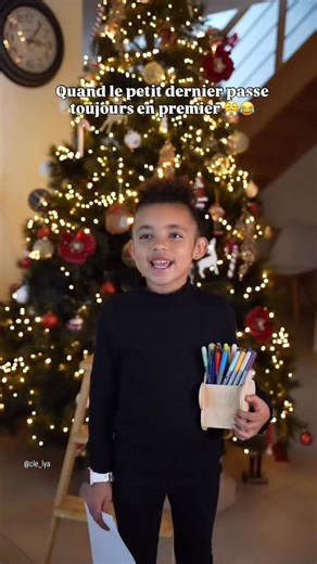 Clélia Meurgue on Instagram: "Il ne faut jamais s’en prendre au plus petit, vous n’êtes pas d’accord ? 😂🤍 #family #humour #drôle #humor #funny"