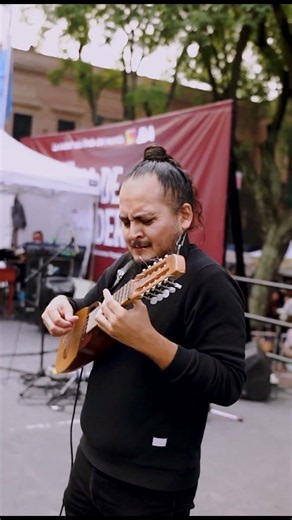 La Carbonera 🎶 #charango #worldmusic #folklore #love