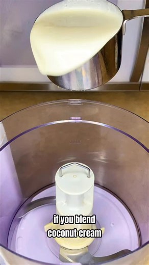 🍫🫐 HOW TO MAKE BLUEBERRY CREAM CHOCOLATE BARS ✨ A fruity, creamy filling wrapped in rich dark chocolate — refreshing, indulgent, and totally guilt-free. — ✅ The steps to preparing your blueberry cream chocolate bars: 1️⃣ Blend the blueberry cream In a blender, mix until smooth and creamy: • ½ cup coconut cream • 1 cup frozen blueberries • ½ cup roasted cashews (soaked if needed for extra creaminess) • 2 tbsp maple syrup — 2️⃣ Create the chocolate base Melt over low heat: • ¾ cup dark chocolate