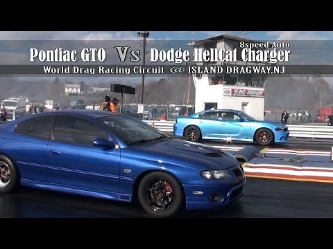 HellCat Charger vs Pontiac GTO @ World Drag Racing Circuit