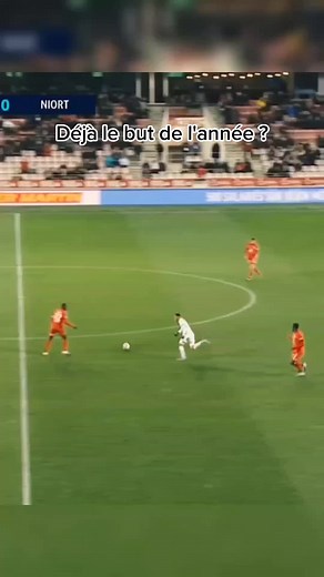 Junior Olaitan tente sa chance à 60 mètres du but | Ligue2BKT, Benin TikTok