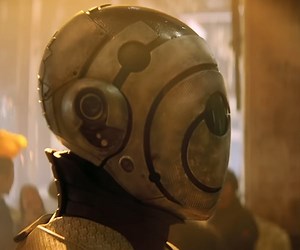 Alexander Skarsgård Is a Killer Robot With a Soul in "Murderbot"