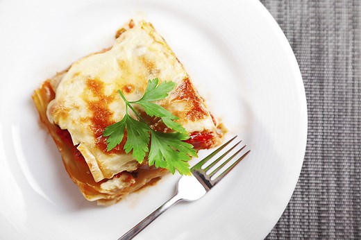 Make a Cheesy, Easy Mozzarella Lasagna (Lasagne alla mozzarella)