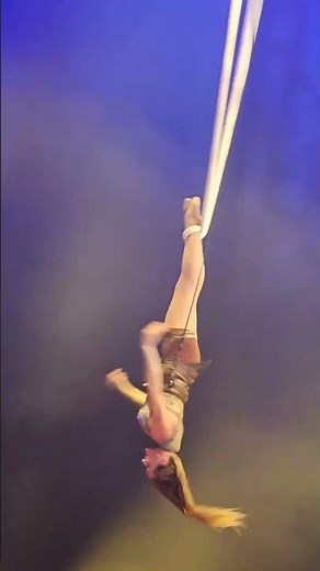 Amazing Aerial Rope Flip! Gravity-Defying Circus Vargas Stunt! 🎪✨